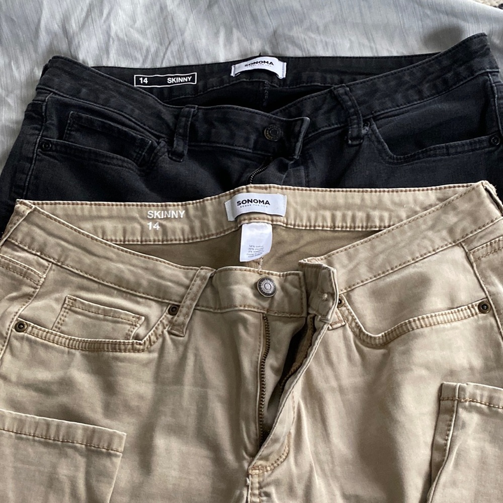 Good used condition Sonoma skinny stretch jeans 2 pairs